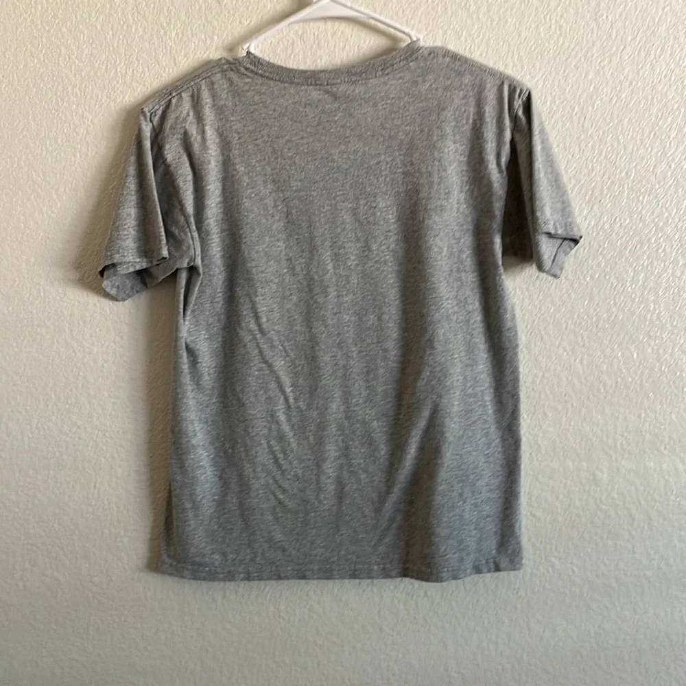 🏁Gently used Mariokart race car T-shirt (Boys) XL🏁 - Picture 3 of 4